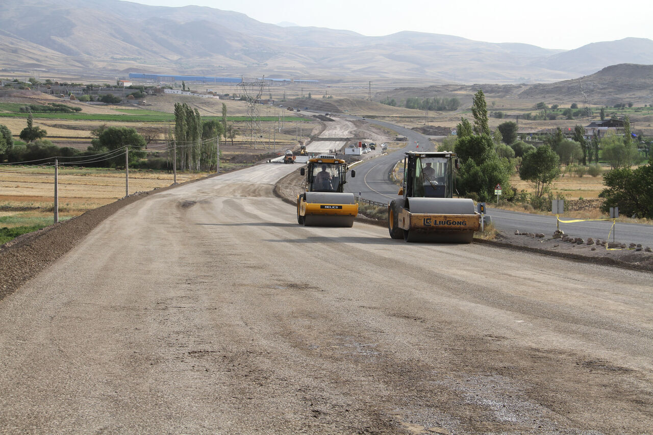 ۲۵۸ کیلومتر بزرگراه در استان اردبیل در دست اجرا است